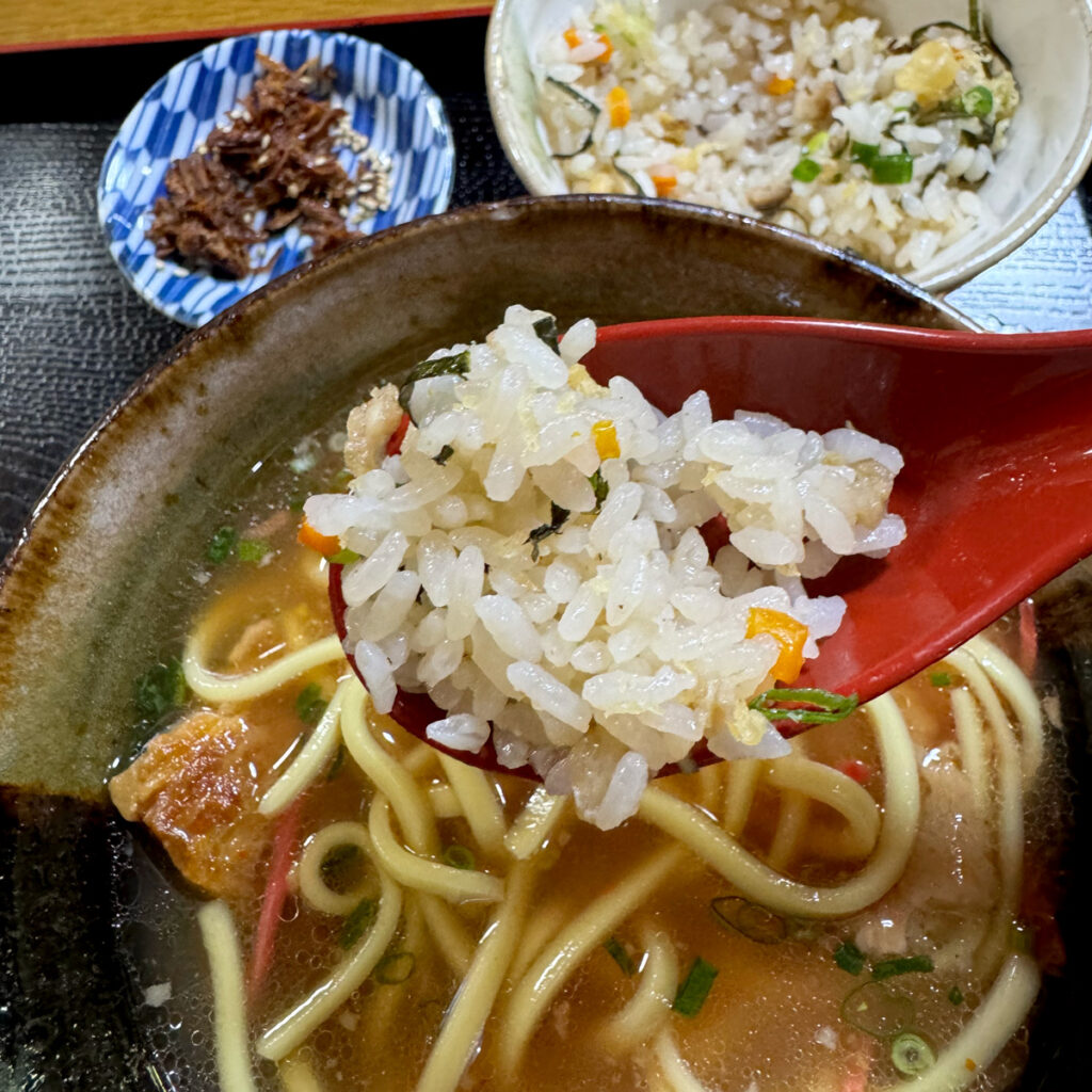 茶房 うふた そば ジューシー