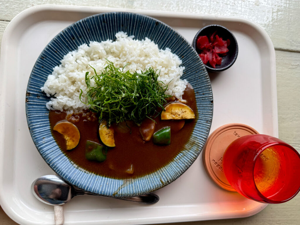 竹富島ハーヤナゴミカフェのカレーライス