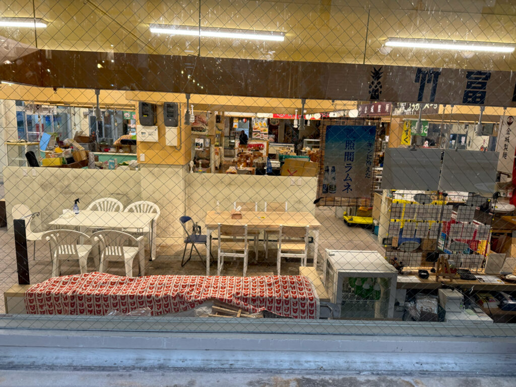 石垣市公設市場
